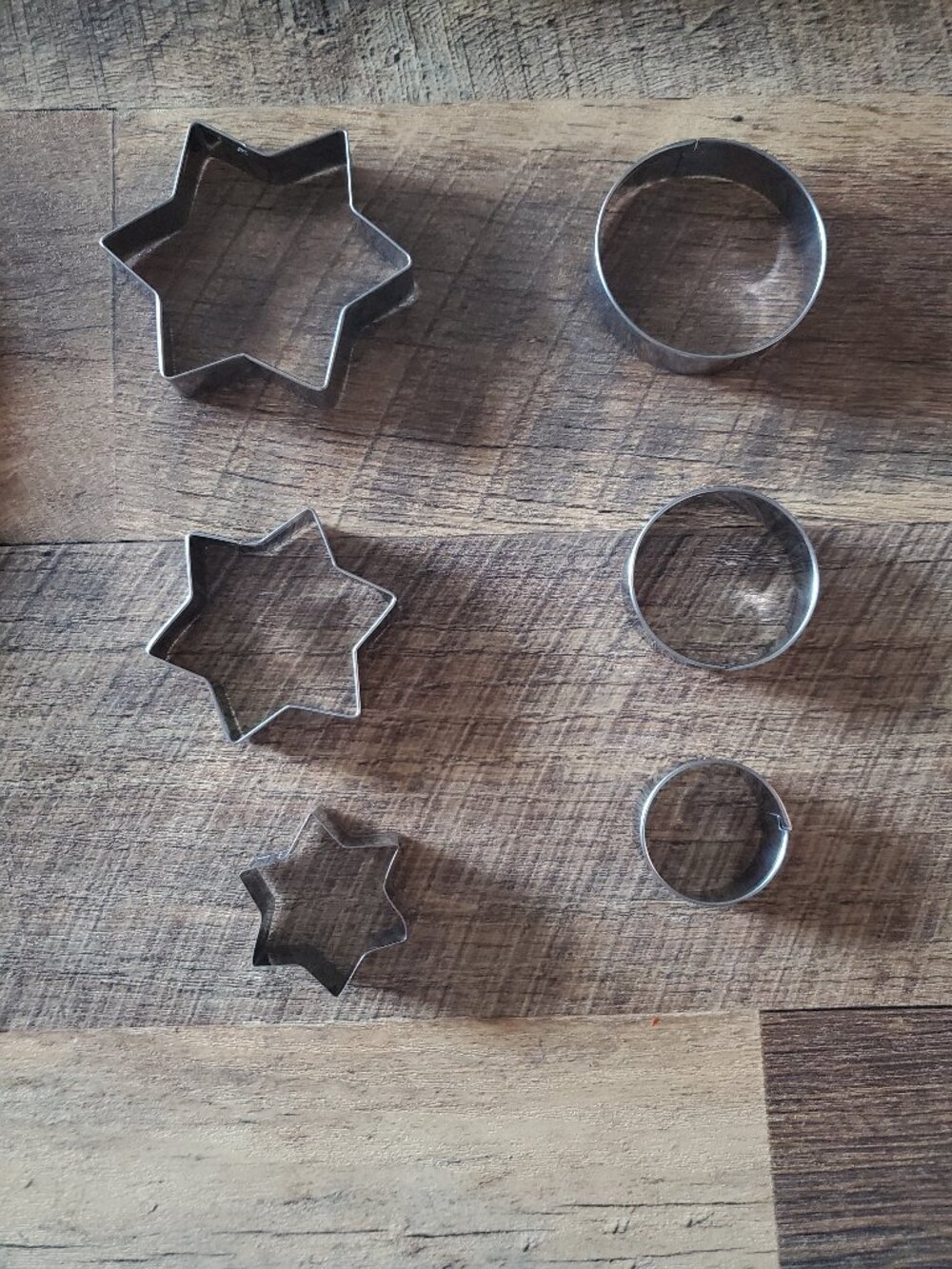 Home Goods: Bakeware